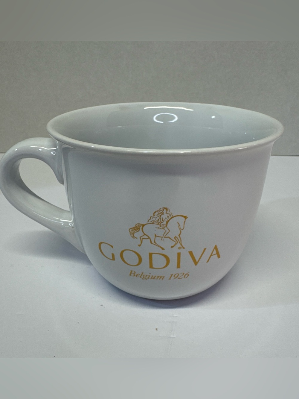 GODIVA Mug Belgium 1926 Oversized Extra Large Ceramic Coffee Soup Cup
Mug